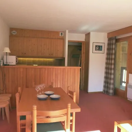 Apartment 2 Pieces + Pour 6 Pers, Meribel Altiport, Pied Des Pistes Et Golf, Parking Inclus - Fr-1-411-9